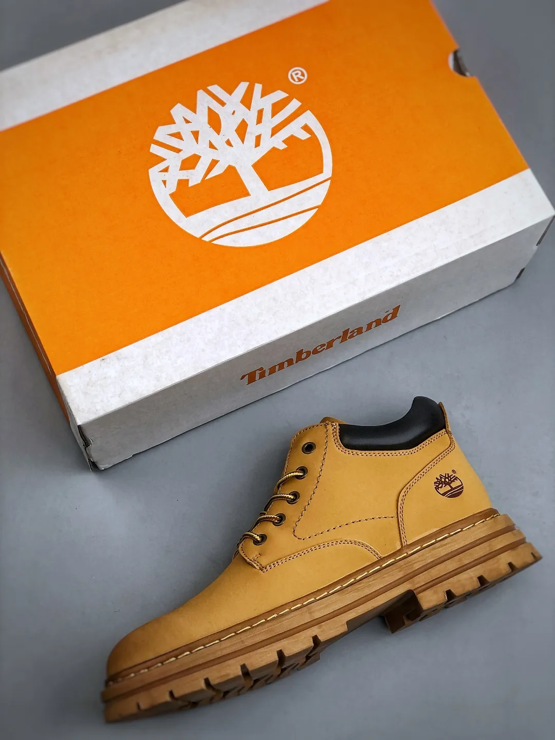 Local self-pickup💰480 Support store Timberland/Timberland classic 25ss new mid-top classic re-engineered brand new upgrade Guangdong factory quality original box original packaging The fabric is made of Italian 🇮🇹 top matte cowhide with anti-odor and anti-corrosion genuine leather latex insoles to give you a perfect wearing experience High quality and durable, a must-have for sportsmen Specially designed to treat bad looks High-quality and first-class foot feel Exclusive supply Size: 39-44 one size larger